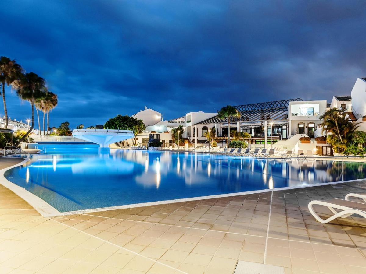Apartment Blue Waters With Heated Pool