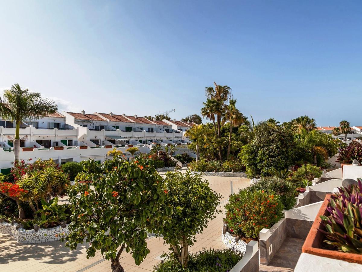 Blue Waters With Heated Pool Appartement